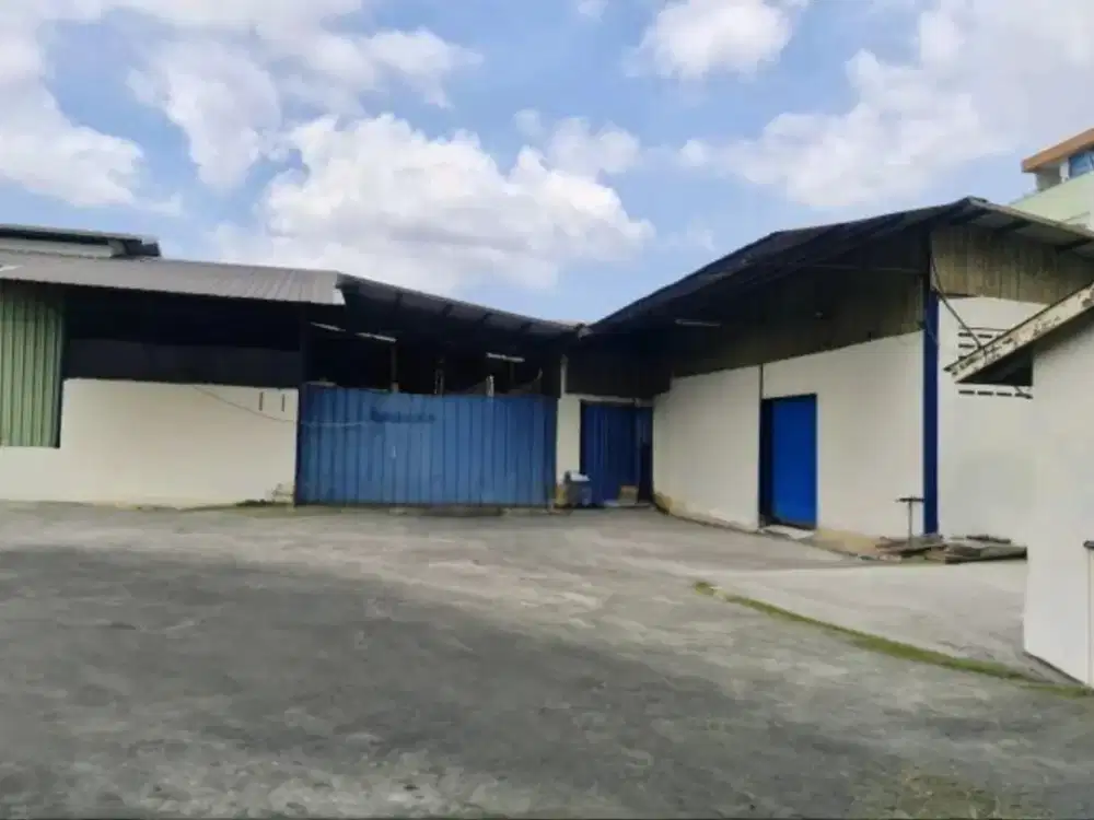 Disewakan CEPAT Gudang 3.700 m² di Jatake – Dekat Tol Bitung AKSES KONTAINER 40FT