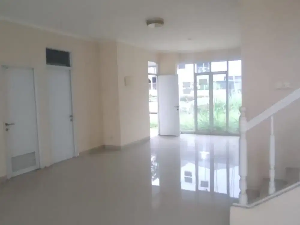 Rumah Dekat Kawasan Pendidikan & Mall di Taman Himalaya Lippo Karawaci