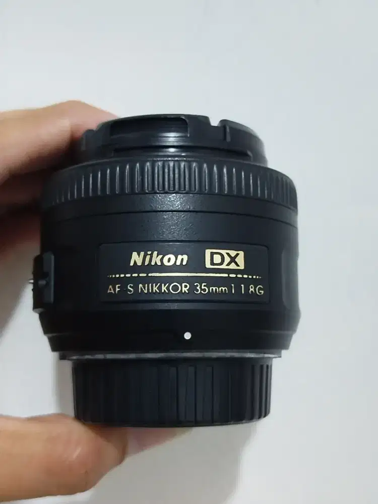 Lensa Nikon Fix 35m F1. 8m G