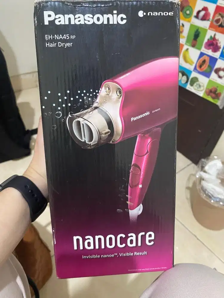 Hair Dryer (second like NEW with box)