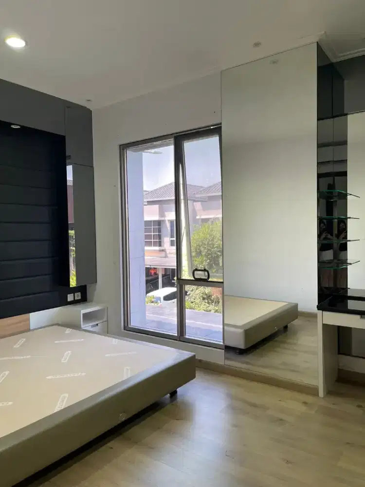 PIK Golf Island Rumah 6x15 Dijual