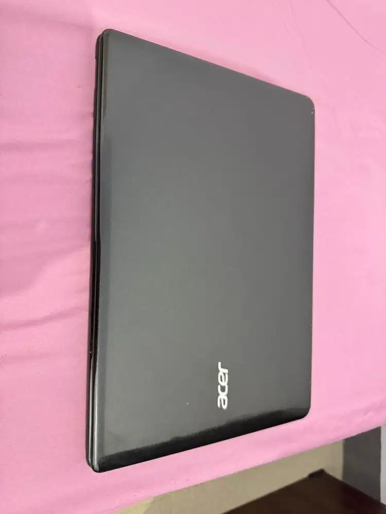 Laptop Acer Aspire E7-422