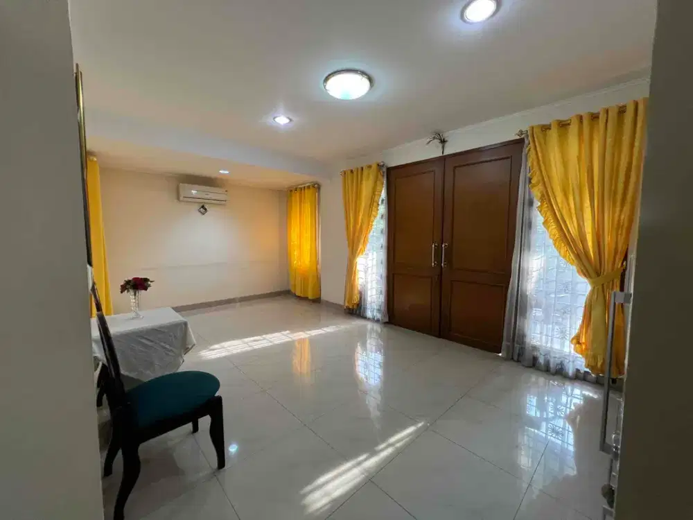 Dijual Rumah 1,5 lantai di Perumahan Green Ville Tanjung Duren lokasi Strategis bebas banjir