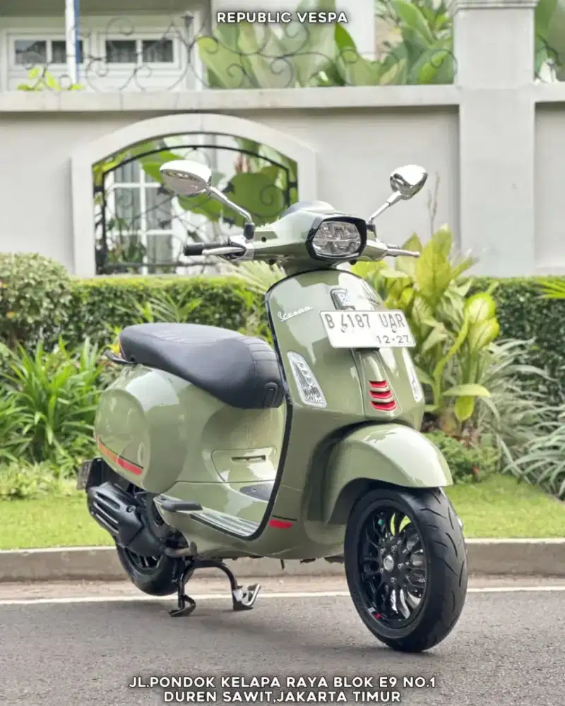 DIJUAL VESPA SPRINT S 150 IGET ABS LED TH 2022 PEERFECT CONDITION