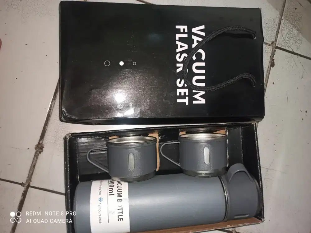 Vacuum flask set 500ML