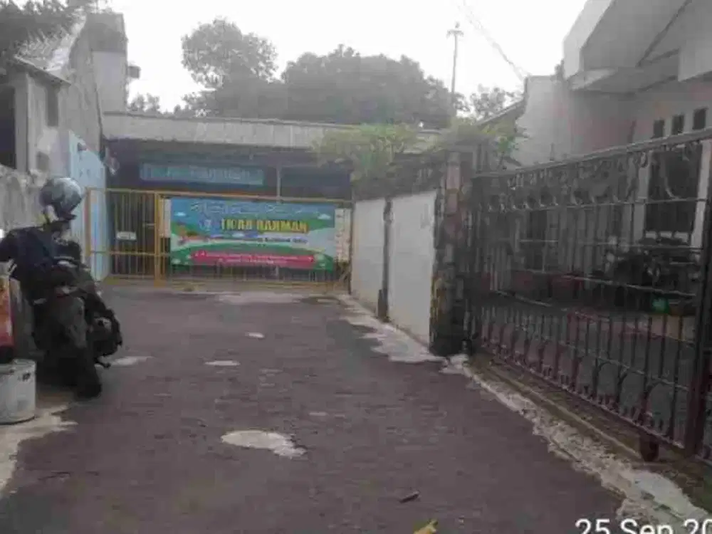 Rumah luas di jalan haji demong jagakarsa jakarta selatan