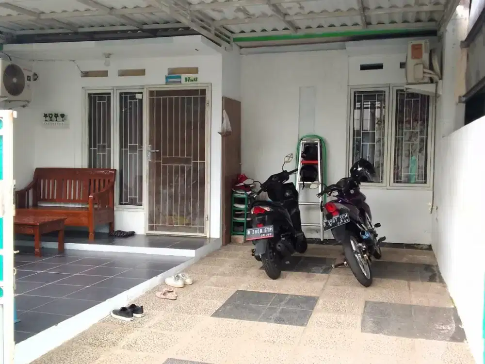 DIJUAL RUMAH MURAH GDC Di bawah Pasaran dekat Alun-Alun Depok