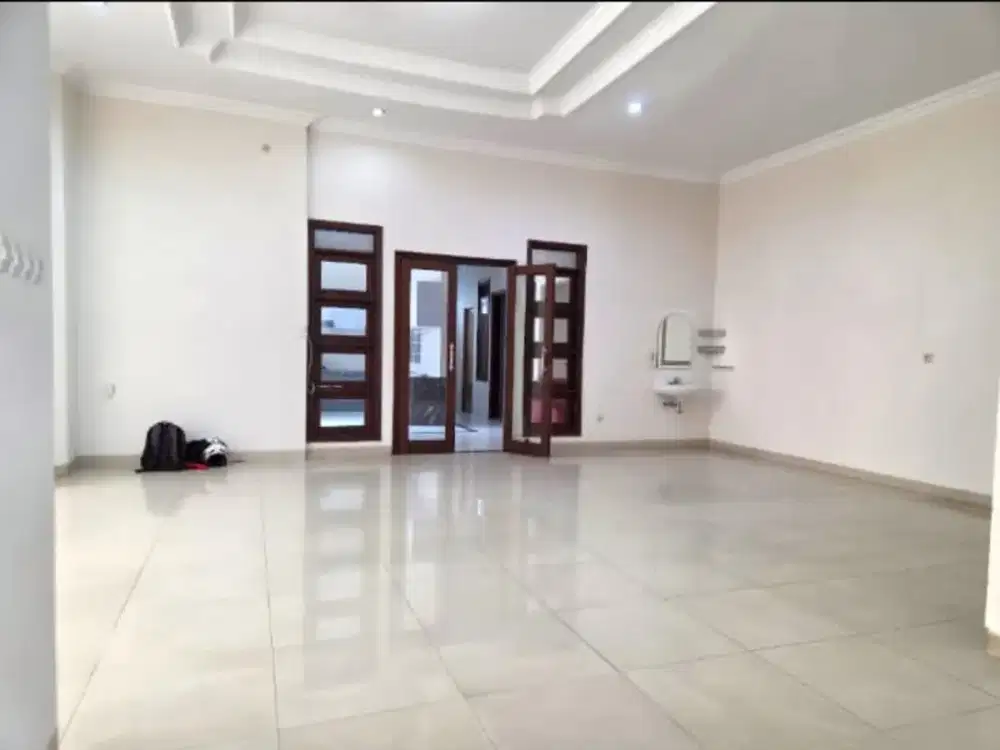 Rumah Asri Siap Huni di Singgasana Bandung