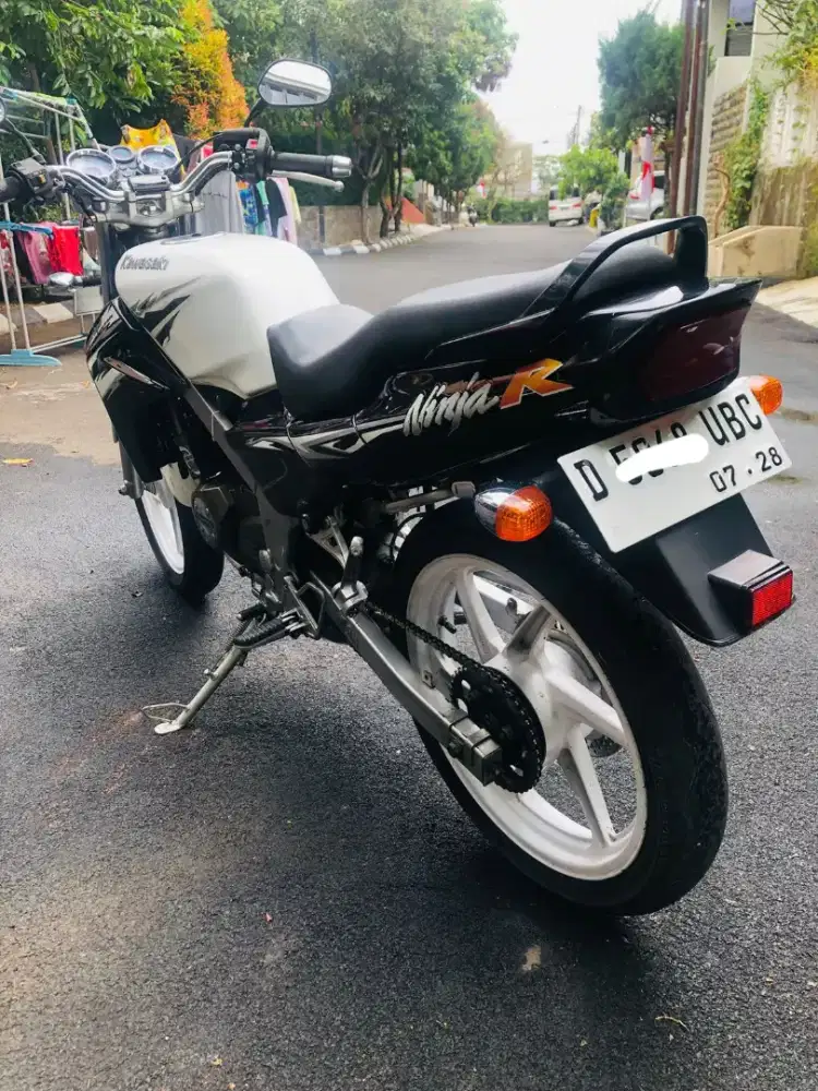 Ninja R Putih tahun 2013