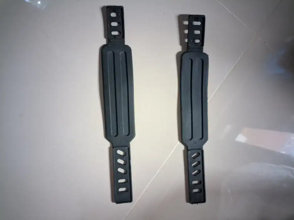 Pengait pedal sepeda statis