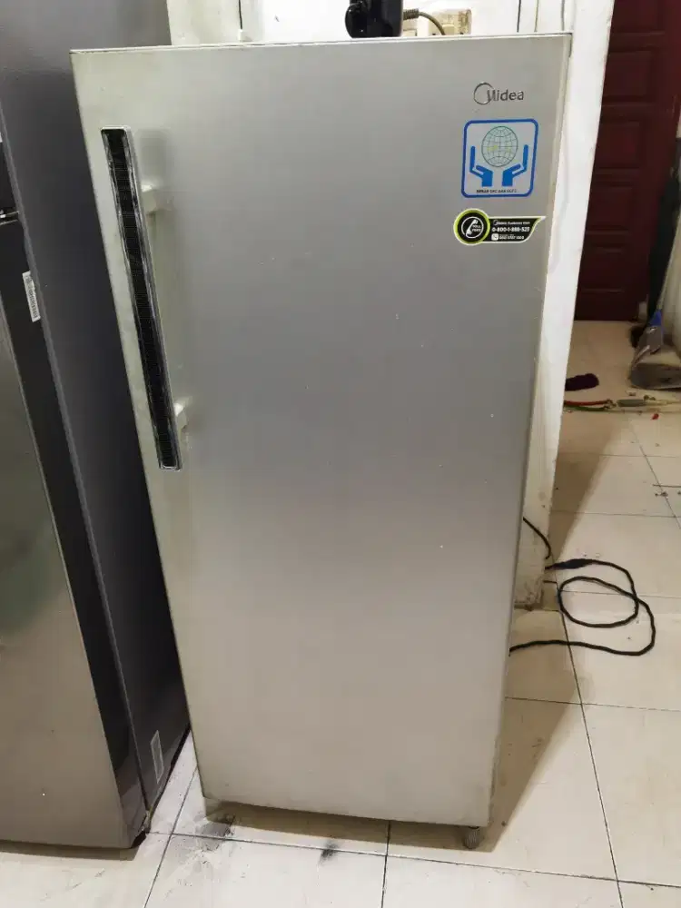 Kulkas 1 pintu Midea normal siap pake