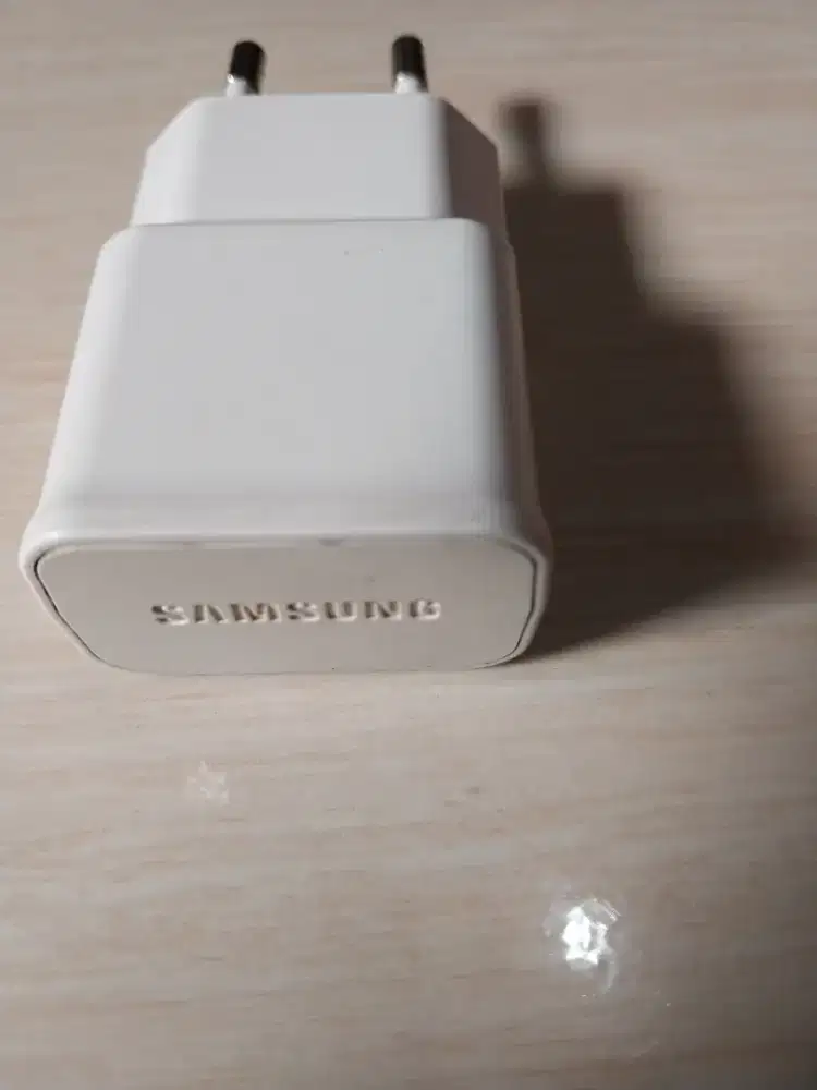 Bismilah numpang jual casan original samsung nomines