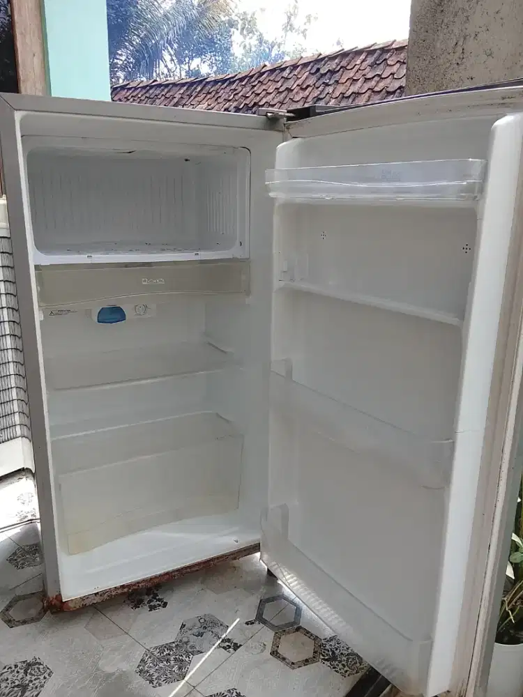 Kulkas thosiba original