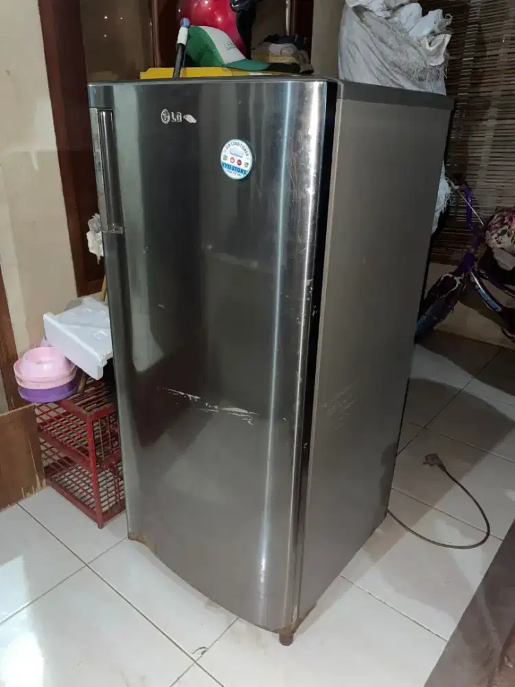 Kulkas 1 pintu LG