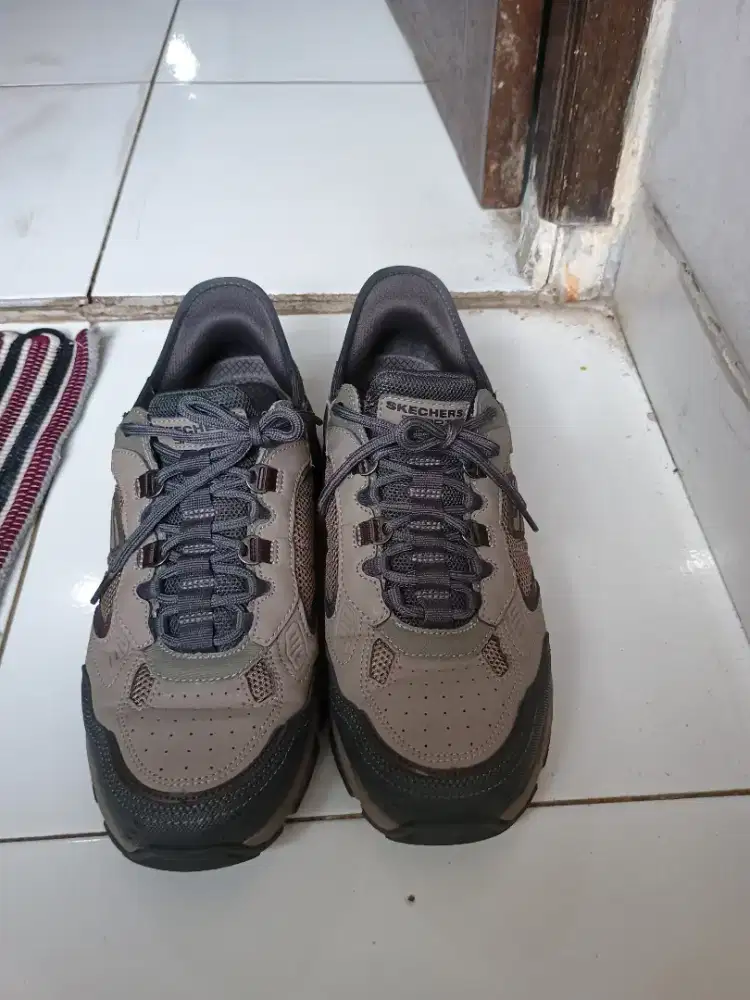 Sepatu Skechers Vigor 3.0 Drafting Goodyear Slip-ins outdoor shoes