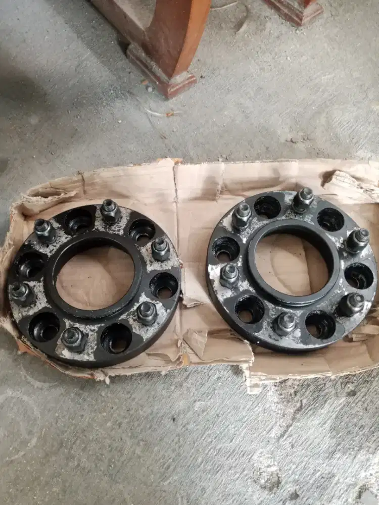 Adaptor velg lobang 6 tebal 3cm jumlah 2 pcs