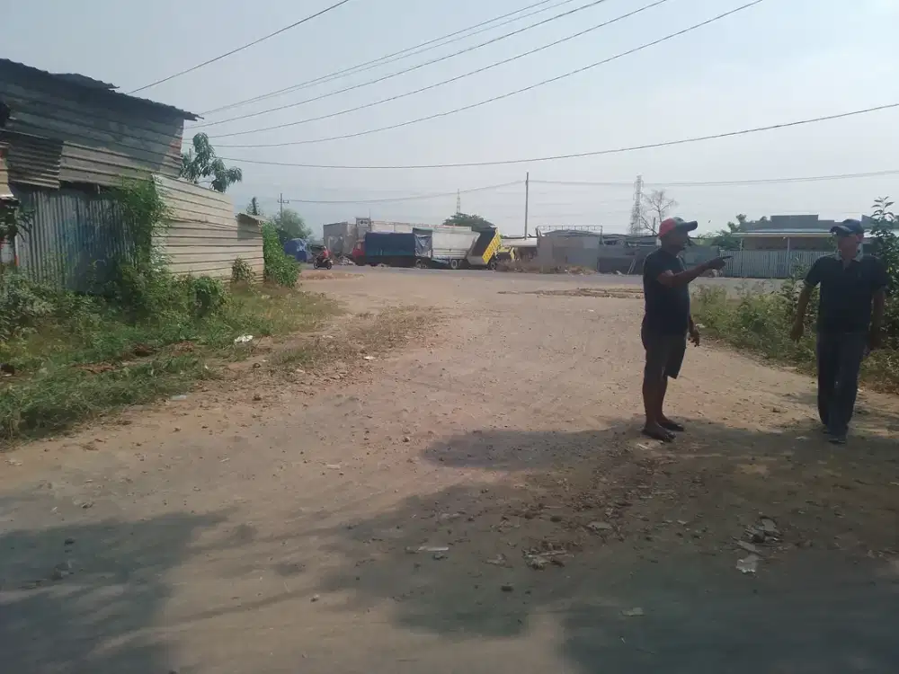 Dijual tanah lokasi strategis dekat jln raya dan pintu tol Haka, Sda