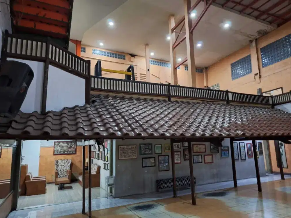 DIJUAL TURUN HARGA TEMPAT USAHA TENGAH KOTA MAYURA SURABAYA