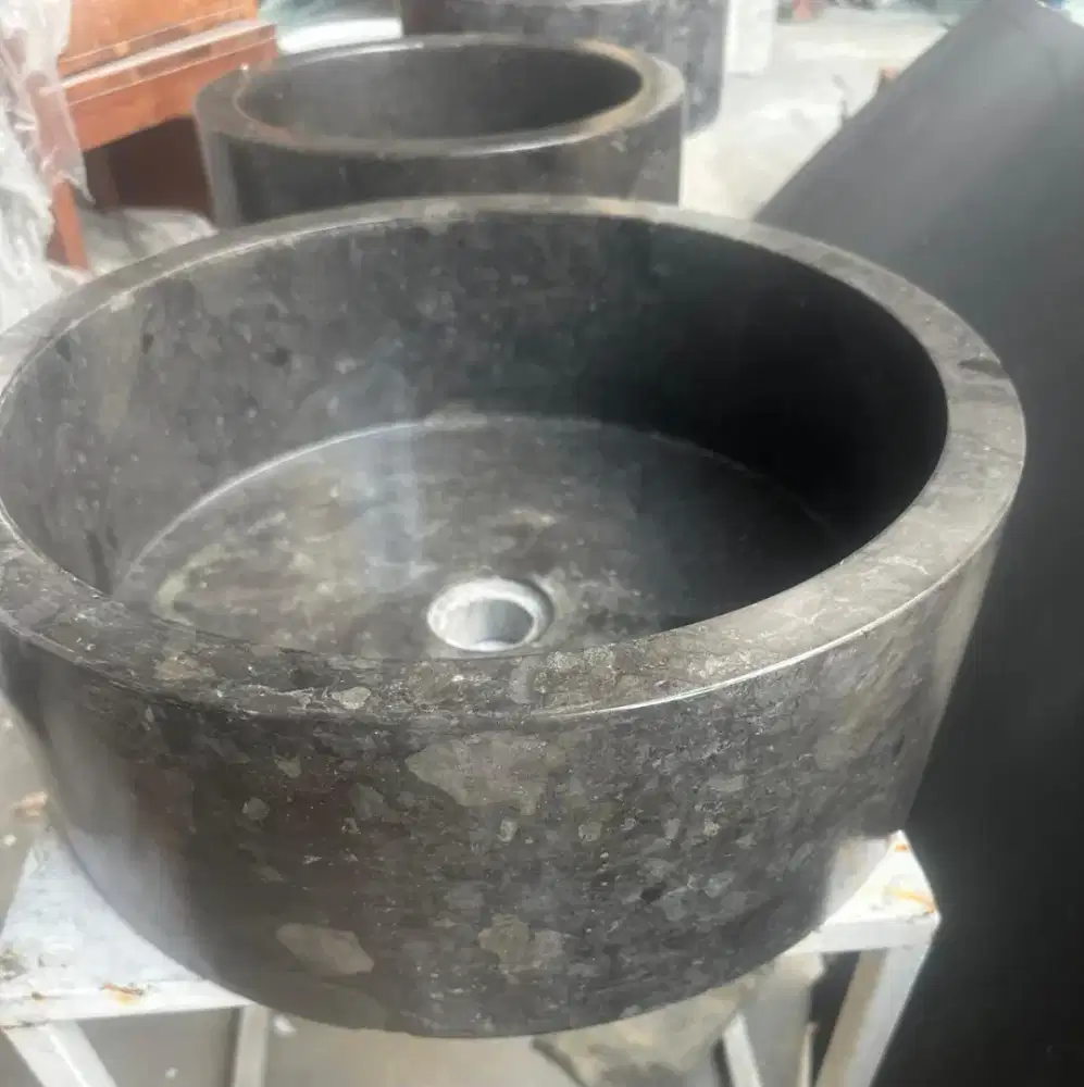 Wastafel marmer bulat