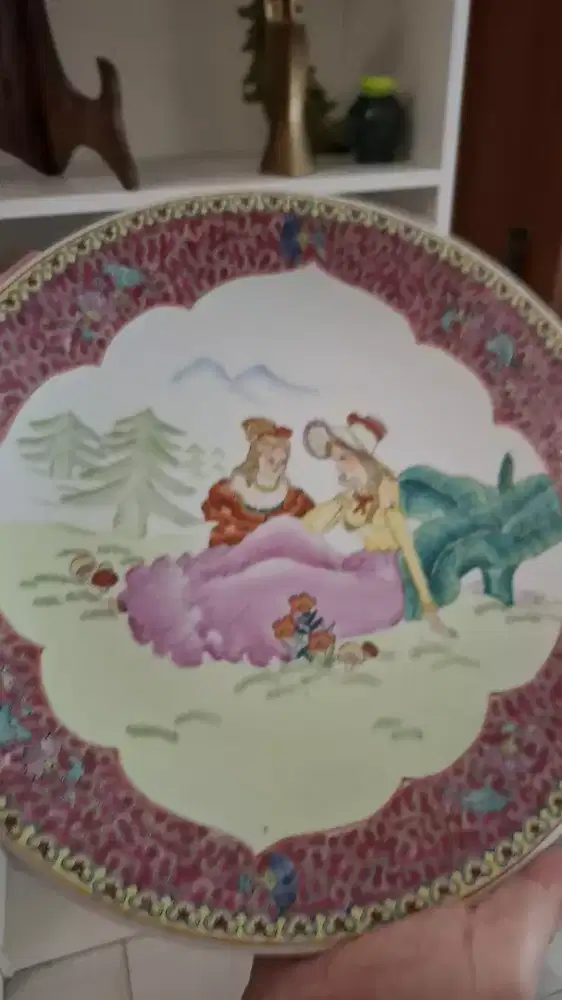 Famille rose porcelain The plate date Yongzheng period (1723-1735)