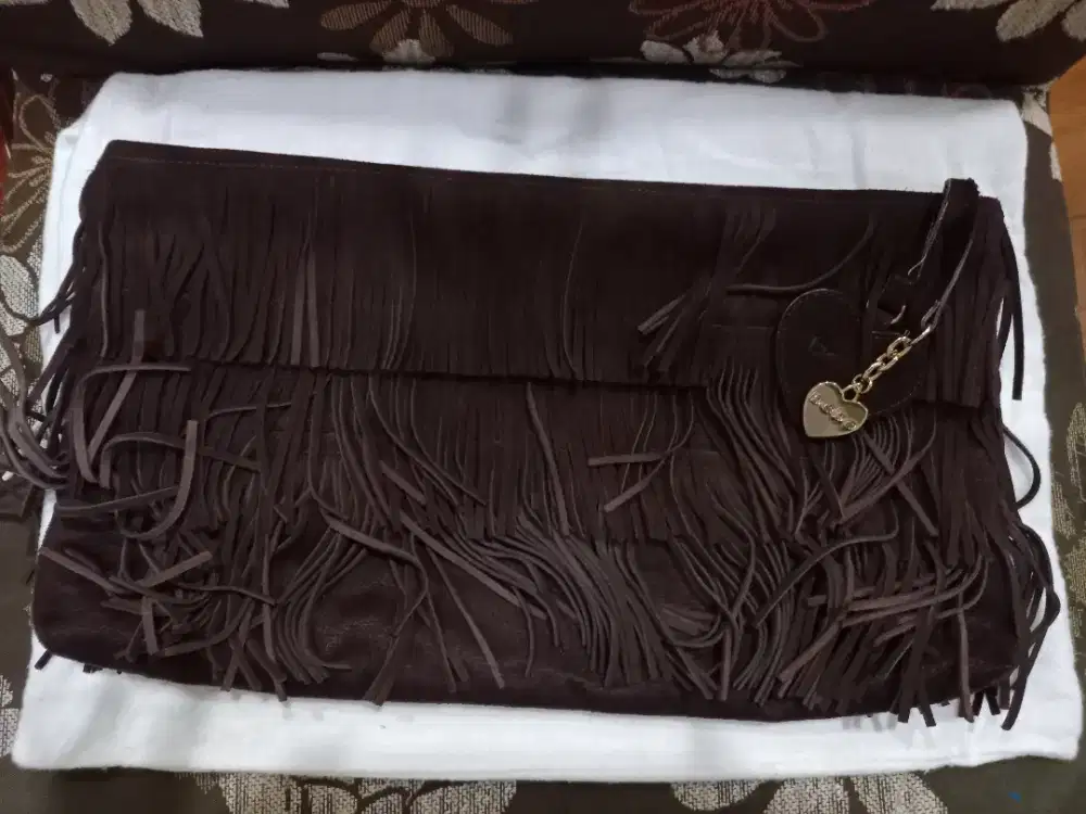 Dijual Cepat , Cuci Lemari ! BEBE Clutch  ( Authentic )