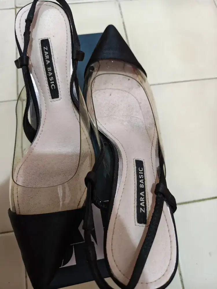 Heels Zara basic