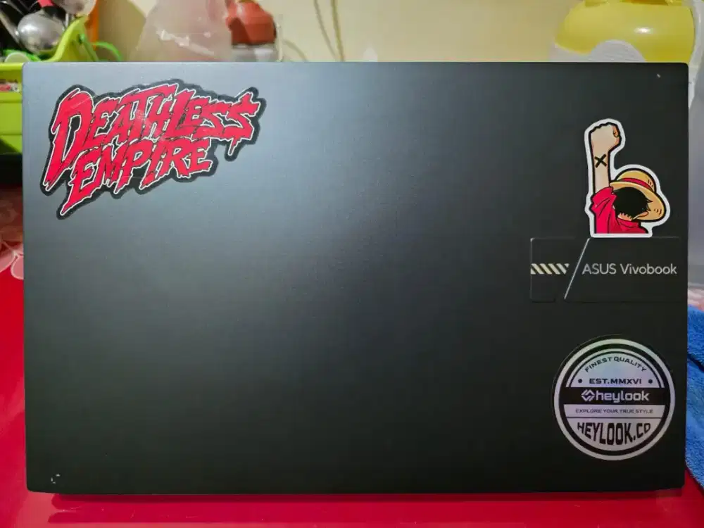 Asus Vivobook M6500QE