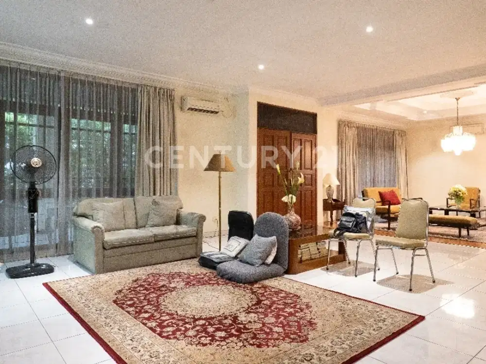 RUMAH ASRI, NYAMAN, SIAP HUNO DI KAYU PUTIH RAWAMANGUN