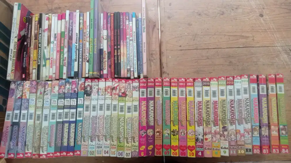 Buku komik bekas dijual