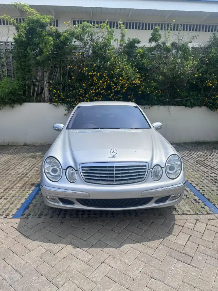 Mercedes-Benz E260 2005 A/T Bensin Elegance