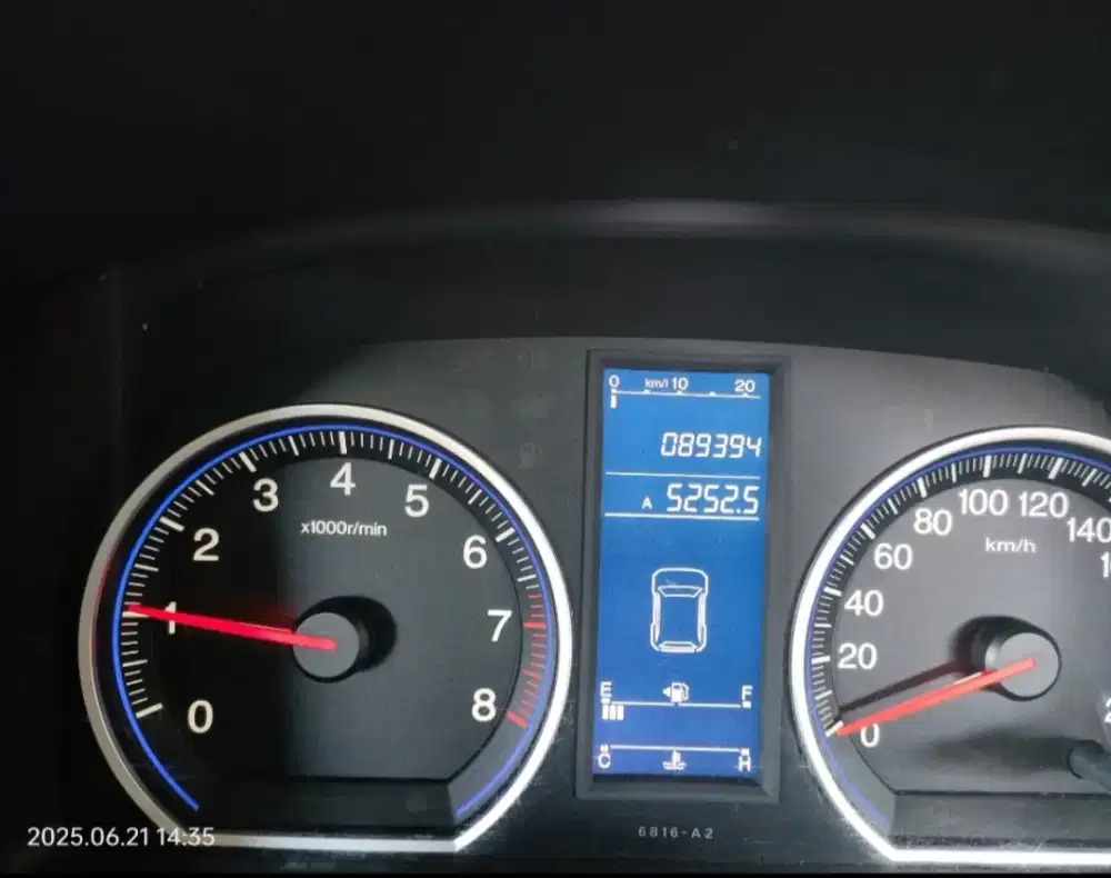 CRV 2.0 MT TAHUN 2011 KILO METER RENDAH 90.000 HARGA Rp 127.000.000