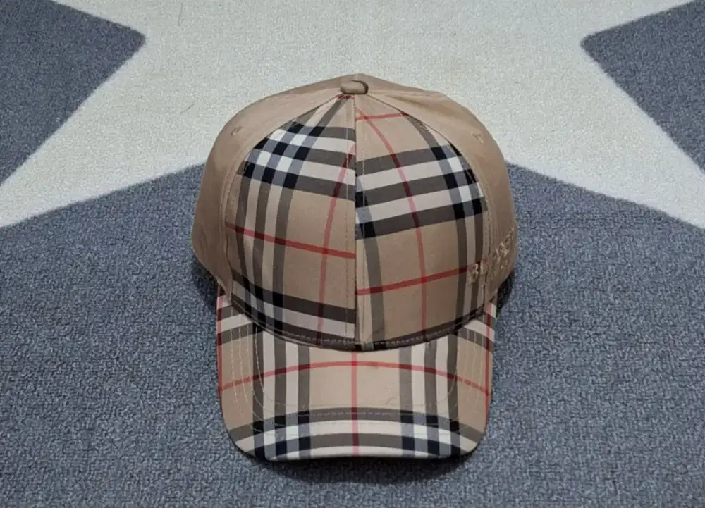 Topi burberry london nova check second bekas preloved