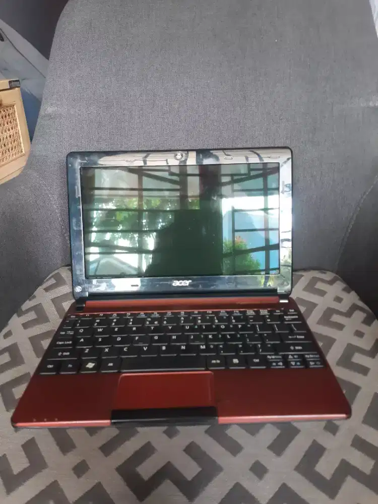 Laptop Acer Aspire One D270