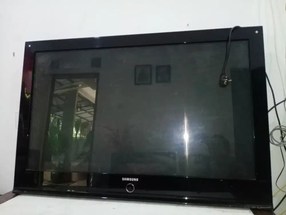 Jual tv second merk Samsung plasma 43