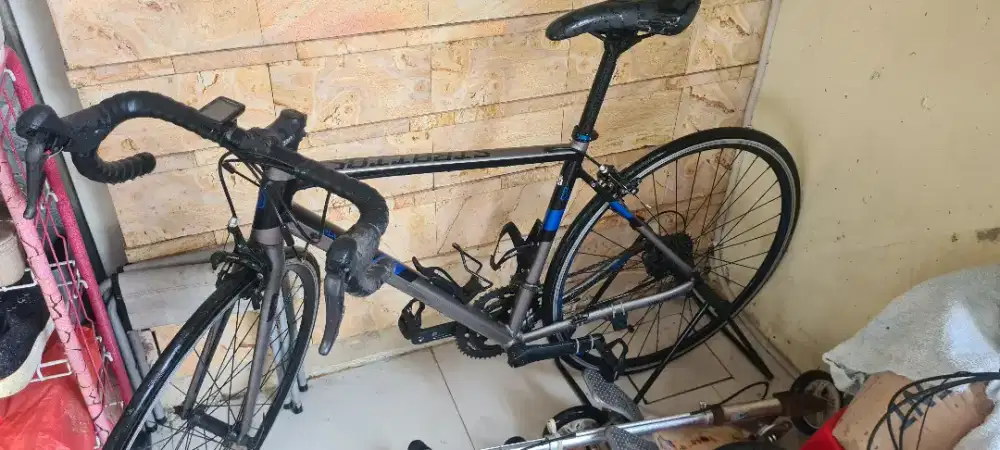 Sepeda Polygon stratos s2 size M