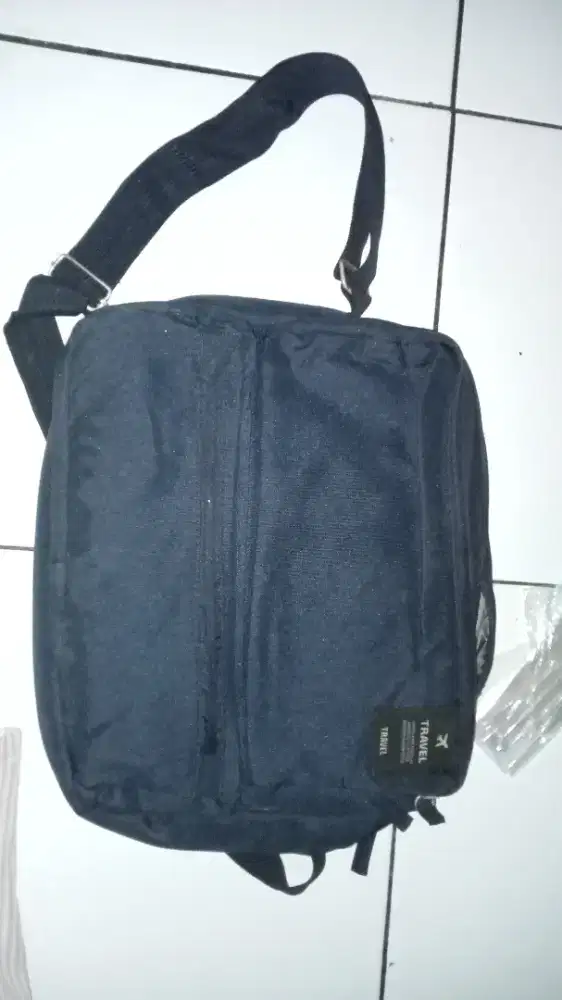 Tas Travel Baru