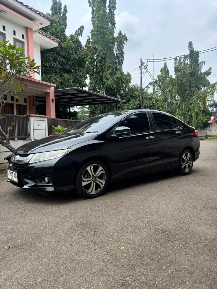 Honda City 1.5 RS 2014 bukan tipe E siap pakai