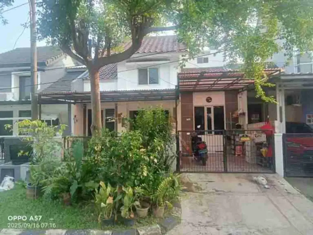 Di Jual Rumah Siap Huni 1,5 Lantai di Kemang Pratama 5