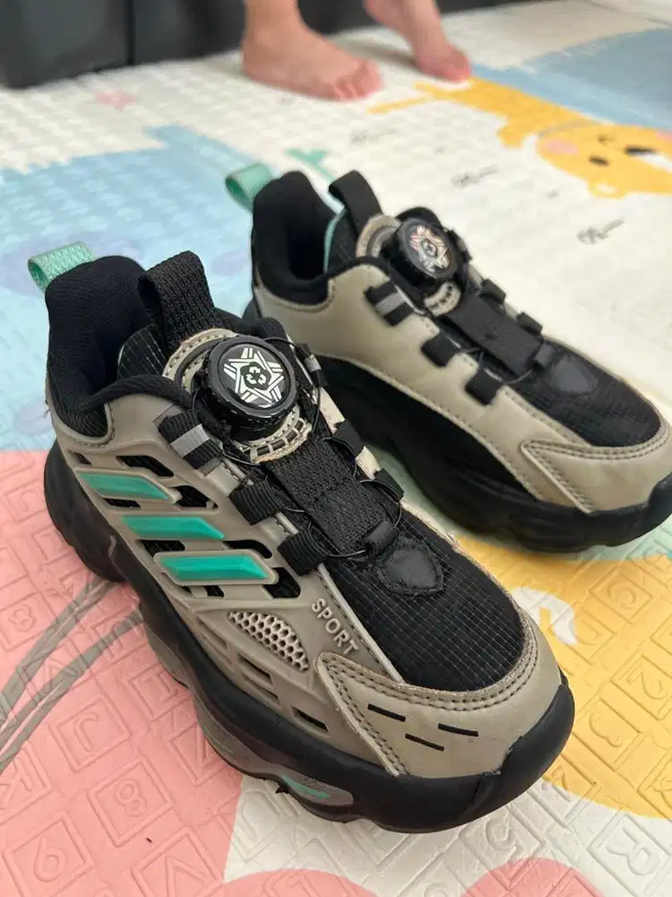 Sepatu Anak Preloved (bekas z)