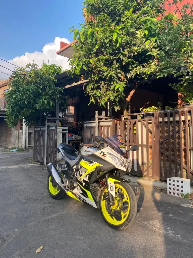 Jual Kawasaki Ninja 250cc 2014