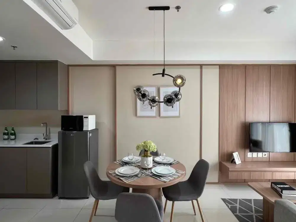 Dijual 2BR interior Apartemen Goldcoast pik