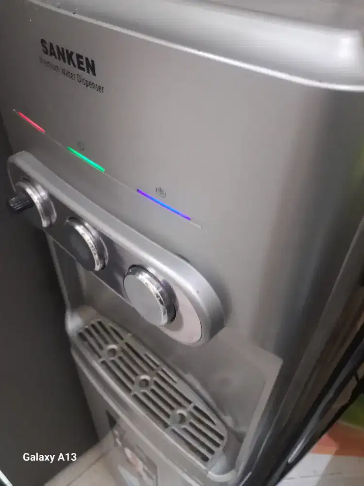 Dispenser Premium Galon Bawah Sanken Eco Switch Panas Biasa Dingin