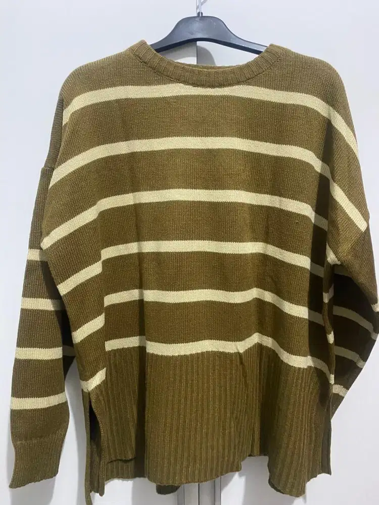 Sweater rajut by midun project