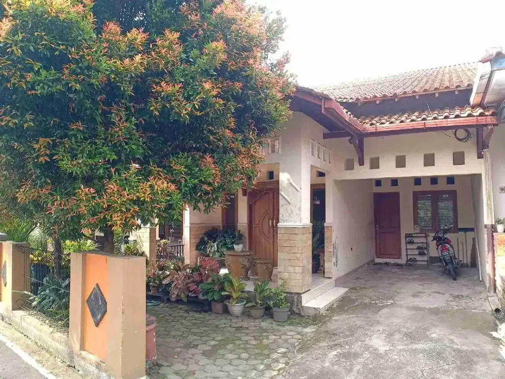dijual rumah siap huni