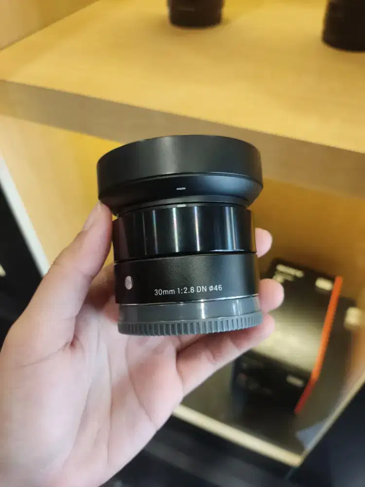 Lensa Fix Sigma 30mm F2.8 DN For Sony