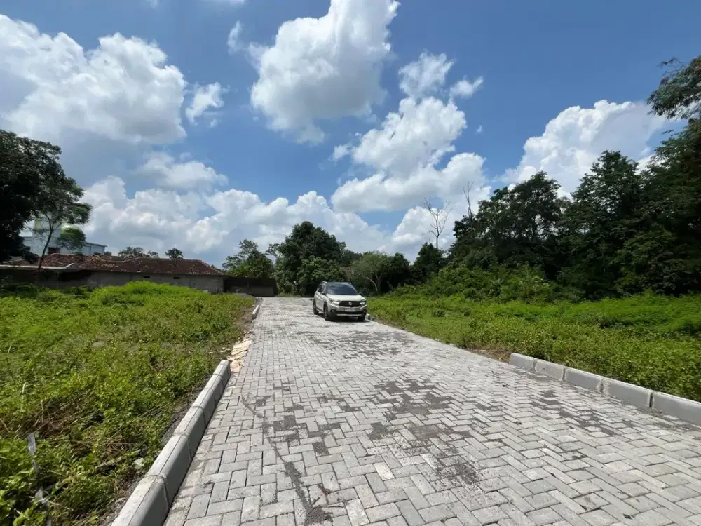 Dekat Stadion Maguwoharjo Tanah Di Kalasan Sleman