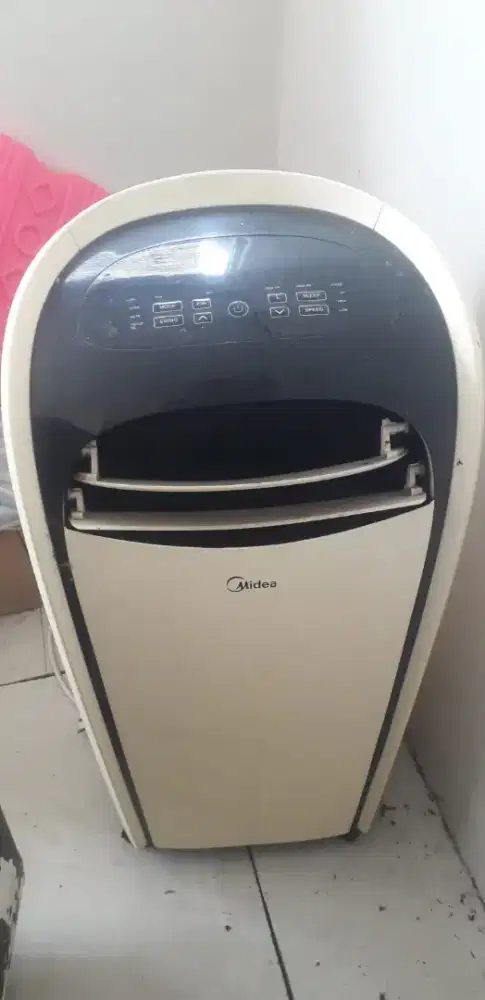 Jual AC Portabel merk midea  1 PK