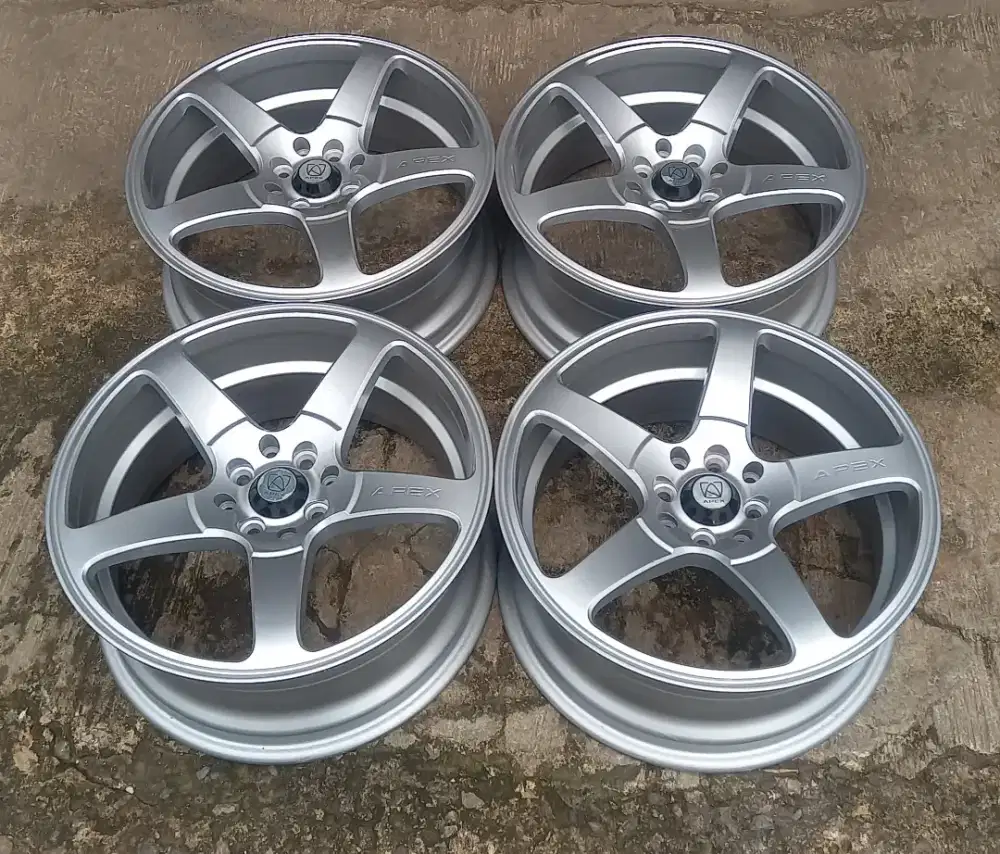 Velg APEX ring 17 pcd 4x100/114,3