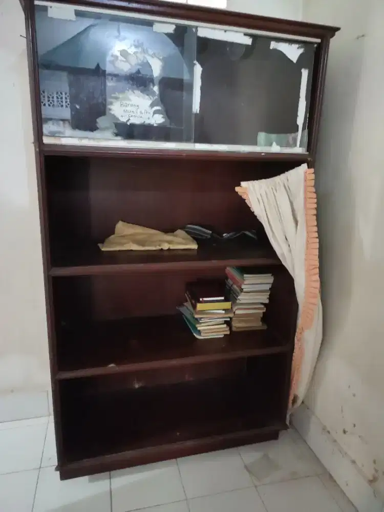 Dijual lemari harga bisa nego