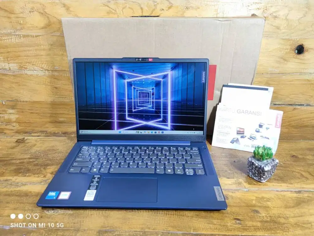 Lenovo IdeaPad Slim 3 14IRU9 Core 5-120U 16GB/512GB GARANSI ON FULLSET